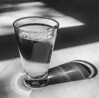 Glass of water, Manoir Hovey © 2019 Keith Trumbo