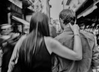 Neck caress, Ponte Vechio, Florence, Italy  © 2017 Keith Trumbo