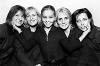 Four Sisters, one daughter, NYC   © 2017 Keith Trumbo