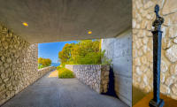 Entrance - "Stèle I" by Alberto Giacometti, Benesse House, Naoshima © 2024 Keith Trumbo