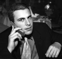 Man with a flip phone, NYC © 2003 Keith Trumbo